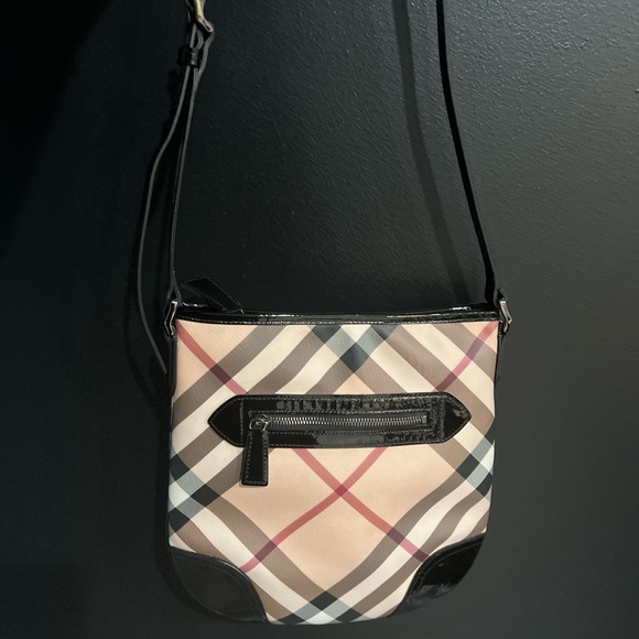 Burberry Nova Check Crossbody - Picture 5 of 5
